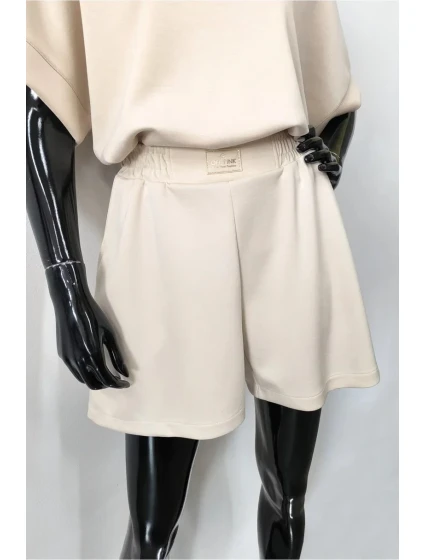 model 21185725 ŠORTKY - OFF PINK