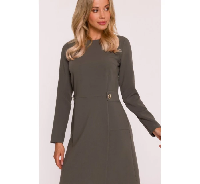 S419 Šaty s ozdobnými gombíkmi v páse - khaki