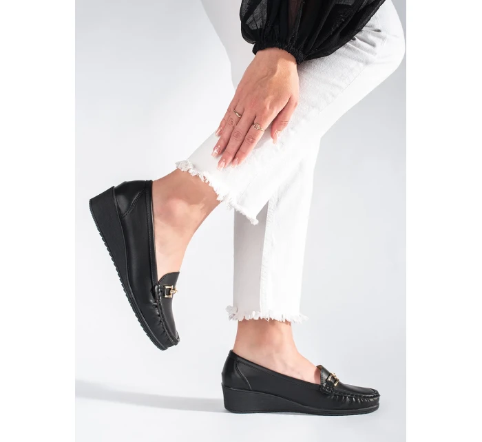 Pěkné mokasíny dámské černé na klínku Pěkné mokasíny dámské černé na klínku