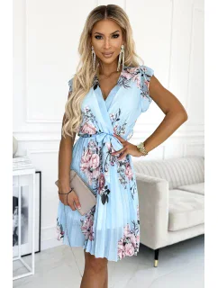 464-1 Plisované šaty s výstrihom a volánmi na ramenách - MODRÉ SO SVETLO RŮŽOVOU