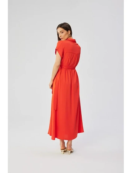 model 19647427 Viskózové maxi košilové šaty korálová barva - STYLOVE