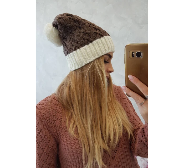 Fleecová čiapka Bibiana K264 ecru+mocca