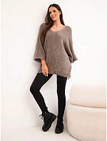 Dámský svetr volný střih s výstřihem do V model 22542825 - K-Fashion Dámský svetr volný střih s výstřihem do V model 22542825 - K-Fashion