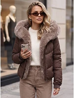 Kurtka damska zimowa pikowana z futerkiem brązowa FashionStreet TY6104 Kurtka damska zimowa pikowana z futerkiem brązowa FashionStreet TY6104