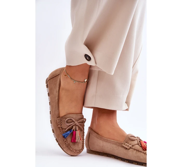 Zamszowe Mokasyny Z Kokardą I Frędzlami Ciemnobeżowe Dorine Zamszowe Mokasyny Z Kokardą I Frędzlami Ciemnobeżowe Dorine