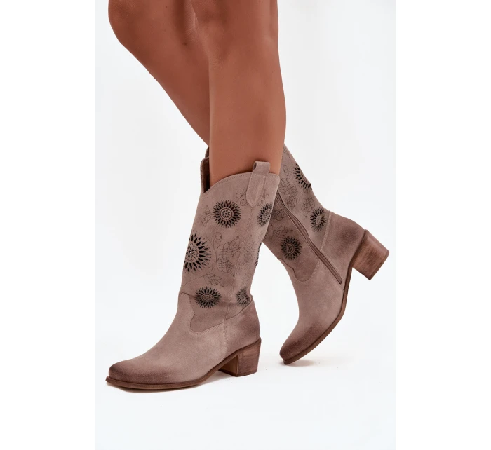 Zamszowe Skórzane Kozaki Damskie Z Ażurowym Wzorem Zazoo 3852 Cappuccino