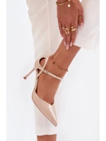 Lakované podpatky s páskem béžové Tarilin Lakované podpatky s páskem béžové Tarilin