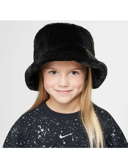 Zateplená dětská čepice model 21420684 - NIKE Zateplená dětská čepice model 21420684 - NIKE