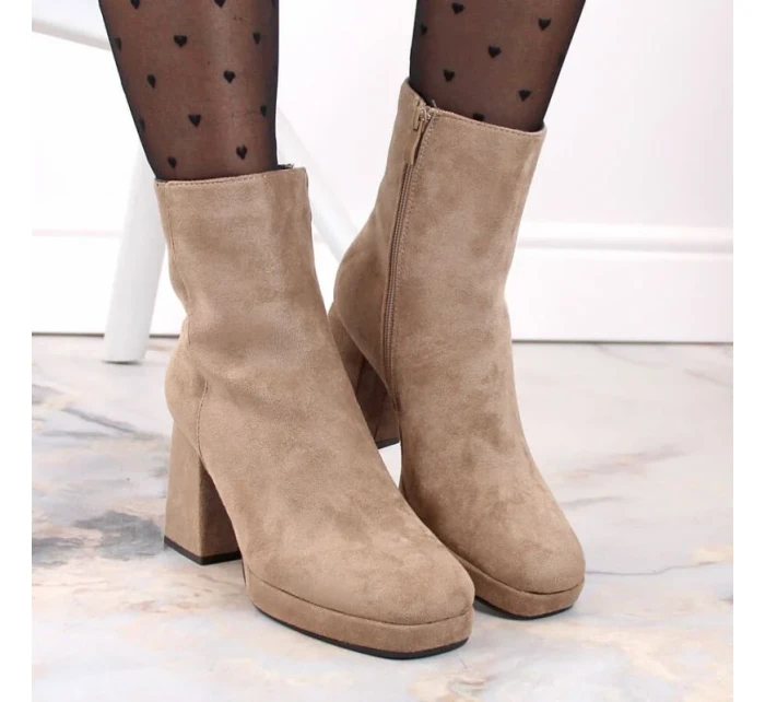 W model 18913182 béžové semišové boty na jehlovém podpatku - JEZZI W model 18913182 béžové semišové boty na jehlovém podpatku - JEZZI