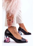 Kožené lodičky s ozdobným podpatkem Boty Černá model 21615894 - Boto