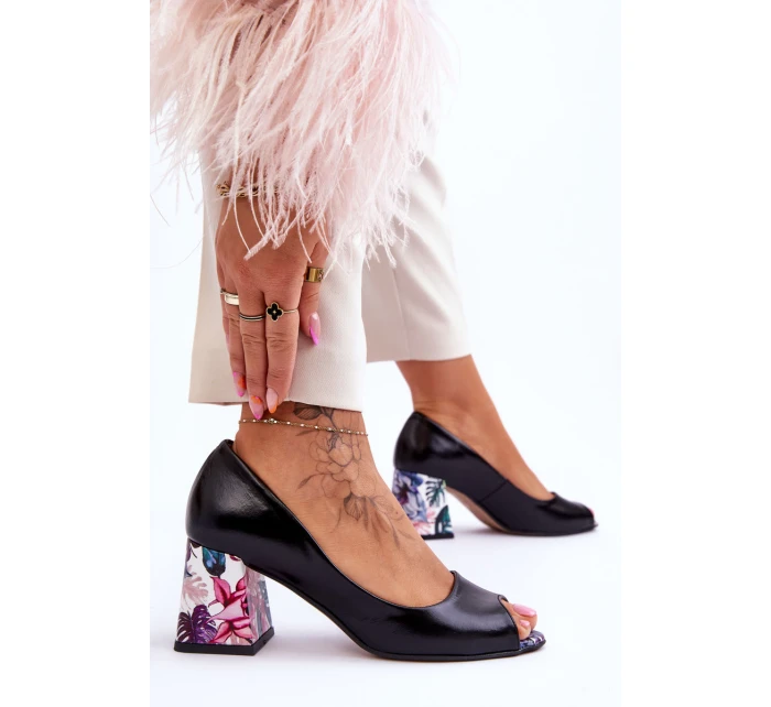 Kožené lodičky s ozdobným podpatkem Boty Černá model 21615894 - Boto