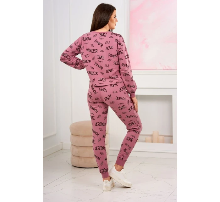 Sada s nápismi tmavo ružová