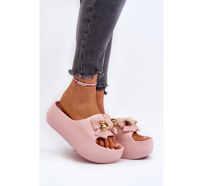 Dámské žabky s mašlí Růžové model 21652092 - Boto