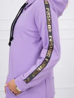 Mikina so zipsom na chrbte tmavo fialová