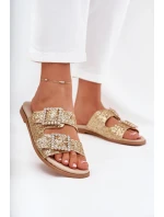 Lesklé zdobené pantofle s přezkami na plochém podpatku zlaté model 21705541 - Boto Lesklé zdobené pantofle s přezkami na plochém podpatku zlaté model 21705541 - Boto