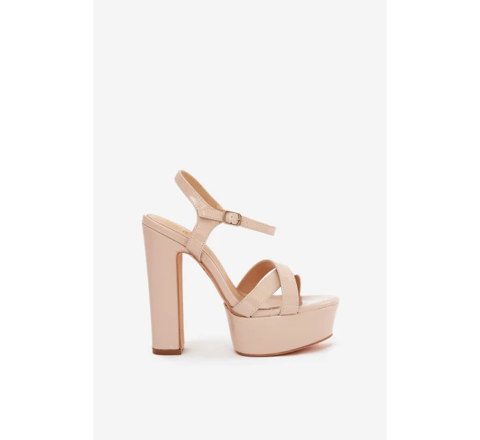Dámské sandály na vysokém podpatku a platformě lakované béžové model 21688893 - Boto Dámské sandály na vysokém podpatku a platformě lakované béžové model 21688893 - Boto