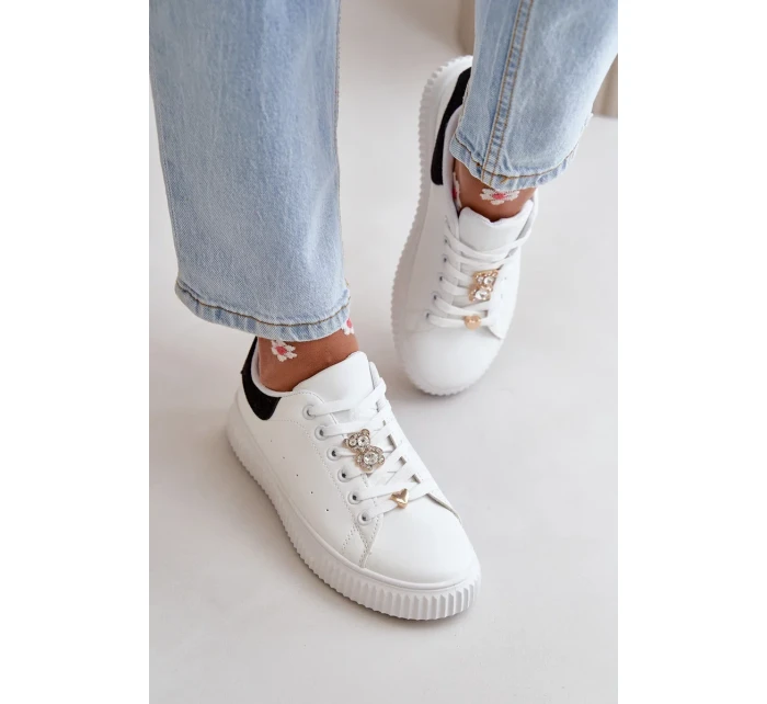 Nízke tenisky z eko kože s odznakmi bielo-čierne Cillione Nízke tenisky z eko kože s odznakmi bielo-čierne Cillione