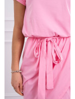 Šaty s obálkovým spodným dielom vo svetlo ružovej farbe