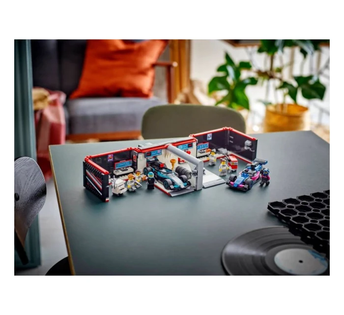 LEGO a a Alpine model 21866004 LEGO a a Alpine model 21866004