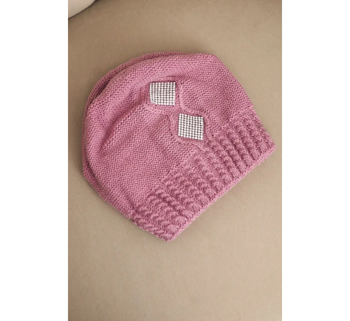 Dámská zimní čepice z vlny s krystaly model 21750414 grafitová - K-Fashion Dámská zimní čepice z vlny s krystaly model 21750414 grafitová - K-Fashion