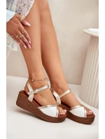 Sandały Damskie Na Koturnie S.Barski PL51-324 Biało-Złote Sandały Damskie Na Koturnie S.Barski PL51-324 Biało-Złote