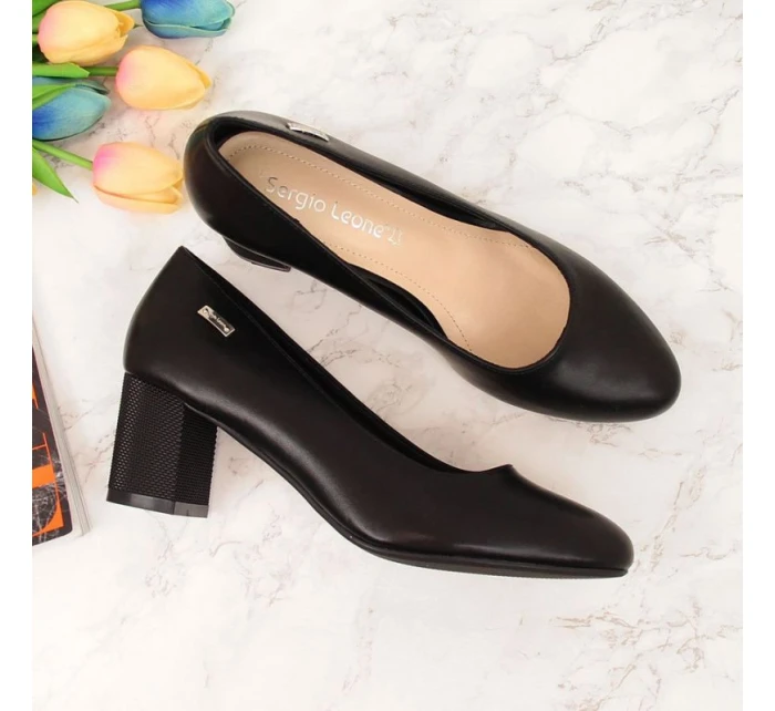 Černé lodičky W s ozdobným model 20709526 - SERGIO LEONE Černé lodičky W s ozdobným model 20709526 - SERGIO LEONE