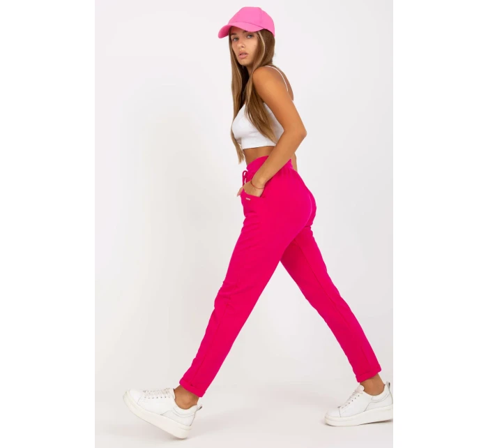 Teplákové nohavice model 169086 Relevantnosť