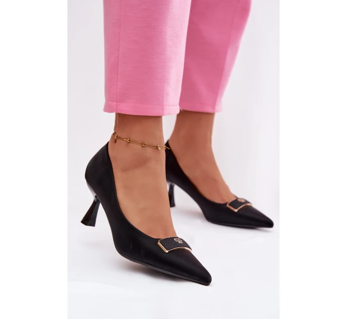 Lodičky s ozdobným detailem model 21937544 - Boto Lodičky s ozdobným detailem model 21937544 - Boto