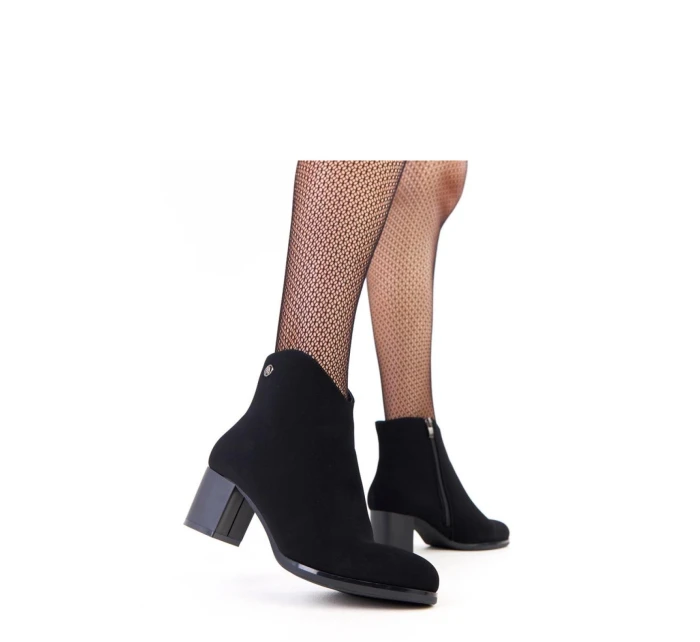 Topánky na podpätku model 218816 Solea