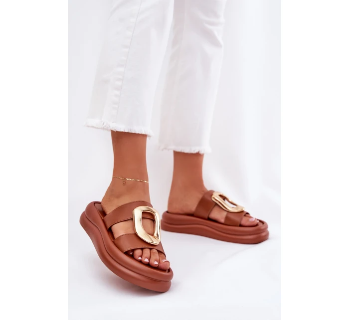 Dámské sandály na platformě se zlatým detailem Camel model 21687279 - Boto Dámské sandály na platformě se zlatým detailem Camel model 21687279 - Boto