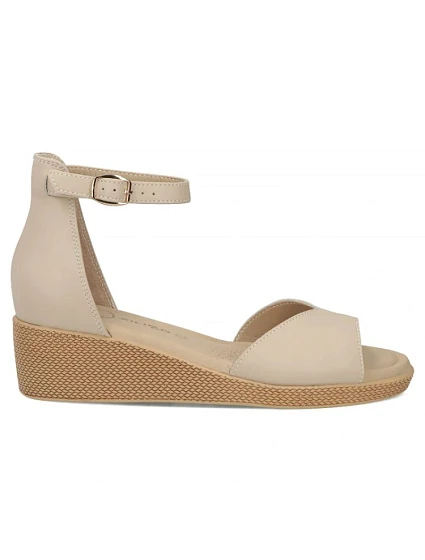 Dámské kožené sandály na platformě béžové model 22150260 - FILIPPO Dámské kožené sandály na platformě béžové model 22150260 - FILIPPO