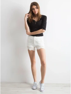 Šortky EM SN model 14834654 ecru - FPrice