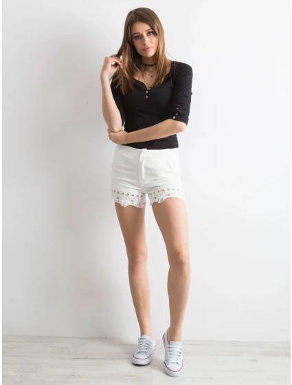 Šortky EM SN model 14834654 ecru - FPrice