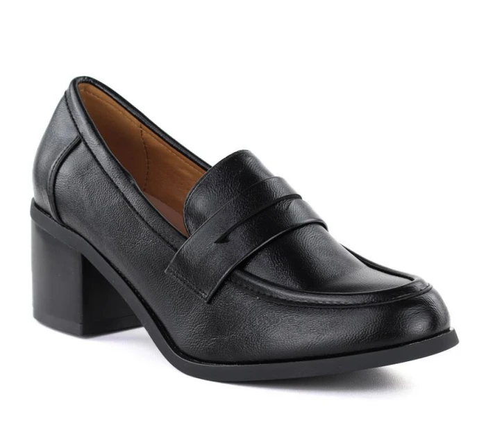 Černá dámská obuv na podpatku model 22015036 - M. Daszyński Černá dámská obuv na podpatku model 22015036 - M. Daszyński