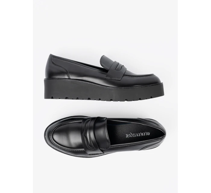 Trendy dámske čierne mokasíny na platforme