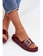 Dámské pantofle s zlatou sponou bordové model 21954716 - Boto