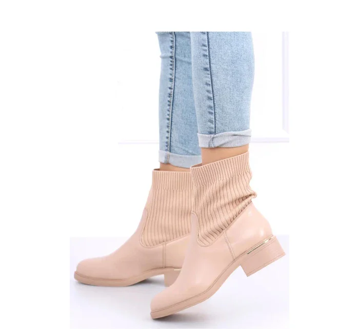 Dámske členkové topánky 8509 - Inello