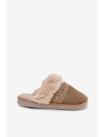 Dámské pantofle s kožešinou a výšivkou zelené Devianne Dámské pantofle s kožešinou a výšivkou zelené Devianne