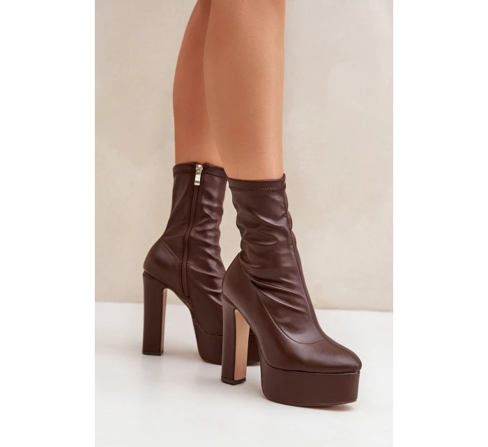 Botki Na Wysokim Obcasie Słupku I Platformie Ciemnobrązowe Tennira Botki Na Wysokim Obcasie Słupku I Platformie Ciemnobrązowe Tennira