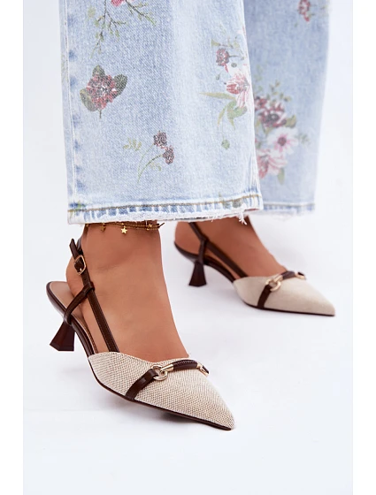 Sandále na podpätku model 227445 Krok vo veľkom štýle