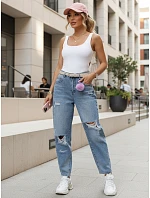 Dámske džínsy balónového strihu s odretou modrou FashionStreet UY2984