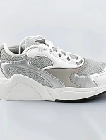 Bielo-šedé šnurovacie sneakersy s farebnými vsadkami (6346)