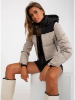 Dámska bunda NM KR D2 3825 77P čierna a béžová Dámska bunda NM KR D2 3825 77P čierna a béžová