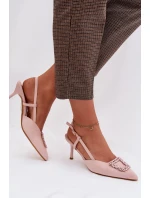 Sandále na podpätku model 224465 Vykročte štýlovo