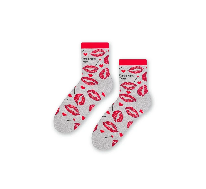 Dámské ponožky model 14559108 Srdce - Steven Dámské ponožky model 14559108 Srdce - Steven