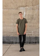 Build your Brand BY 028 Pánske tričko „Shaped Long“ 56.0028 čierne Build your Brand BY 028 Pánske tričko „Shaped Long“ 56.0028 čierne