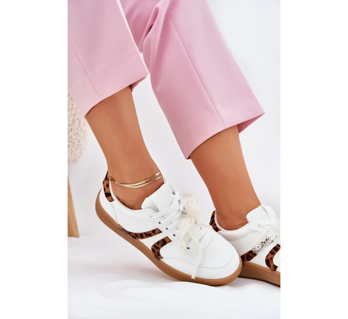 Nízké Dámské Tenisky S Bílé model 21689467 - Boto Nízké Dámské Tenisky S Bílé model 21689467 - Boto