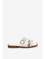 Ozdobené dámské sandály na plochém podpatku s pásky a sponou bílé model 21699557 - Boto