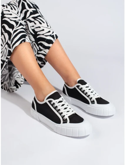 Praktické čierne tenisky pre ženy bez podpätku