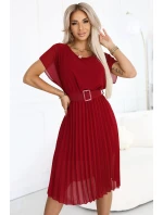 465-5 MIA Plisované šifónové midi šaty so širokým opaskom - Bordeaux 465-5 MIA Plisované šifónové midi šaty so širokým opaskom - Bordeaux